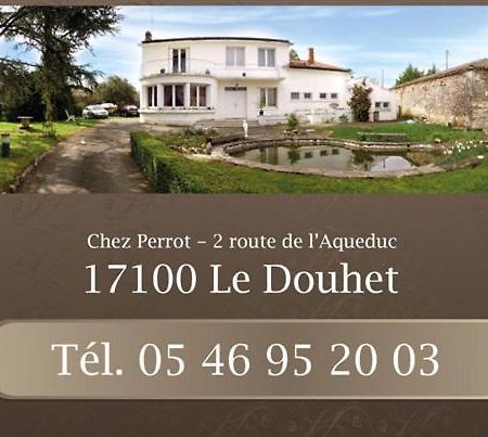Gite De L'Aqueduc Le Douhet 外观 照片